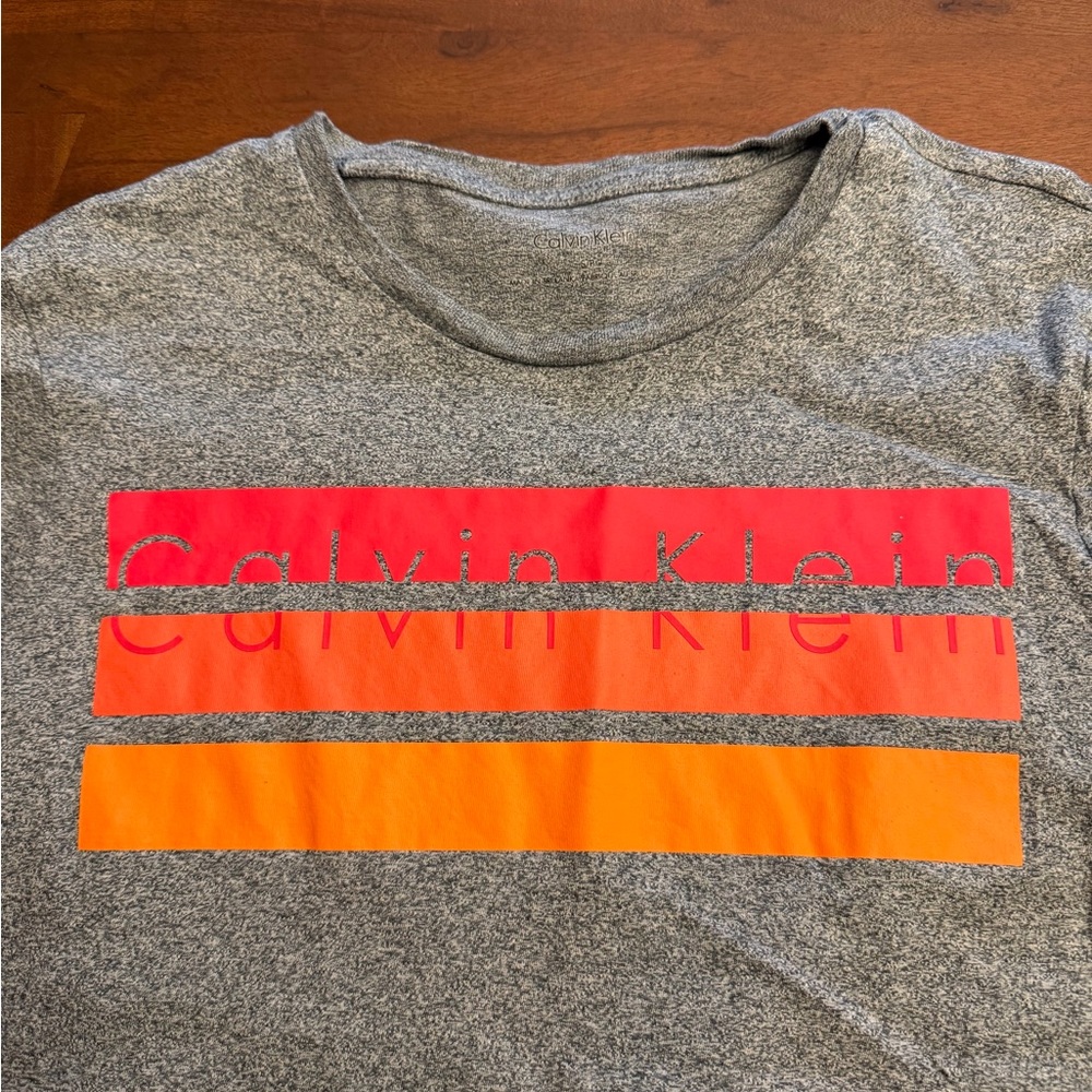 Calvin Klein Heather Gray T shirt - Size S